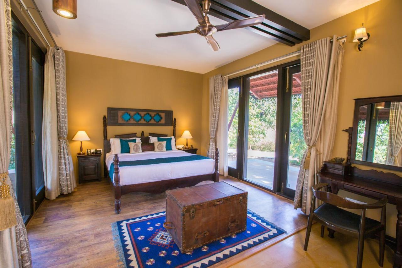 Vannraj Resort And Spa Khawāsa Exterior foto