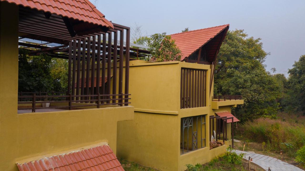 Vannraj Resort And Spa Khawāsa Exterior foto