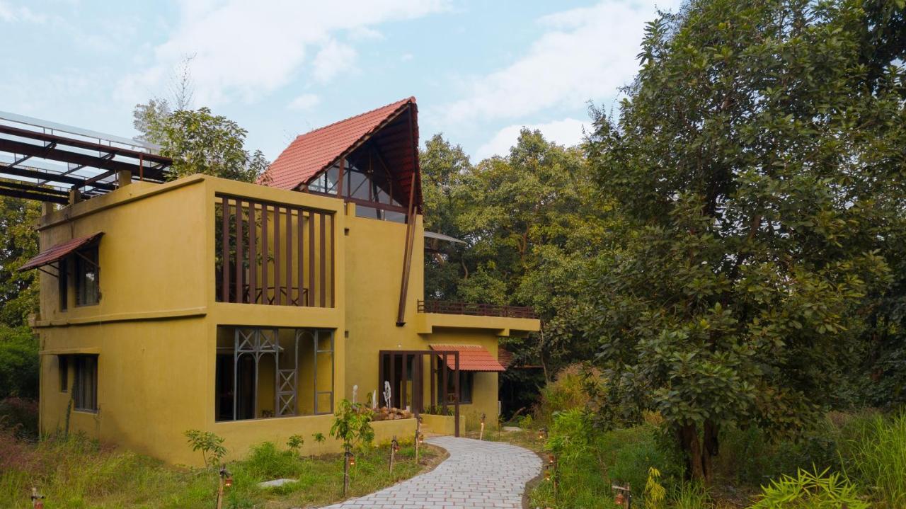 Vannraj Resort And Spa Khawāsa Exterior foto
