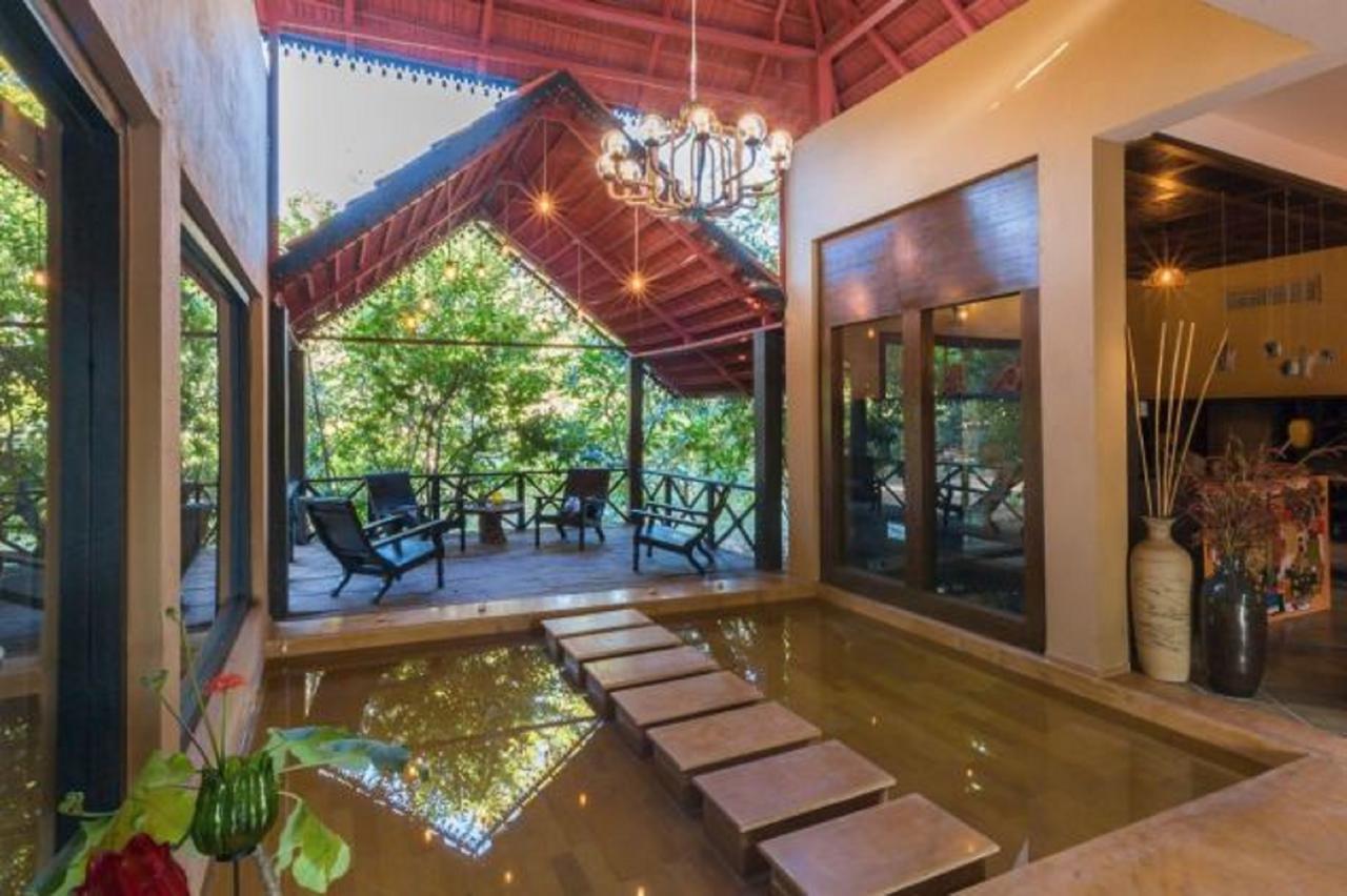 Vannraj Resort And Spa Khawāsa Exterior foto